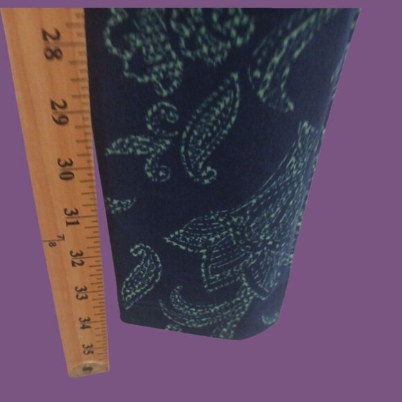 LuLaRoe One Size Leggings Floral & Paisley Patterns multicolor One Size Set of 2 - Picture 7 of 13